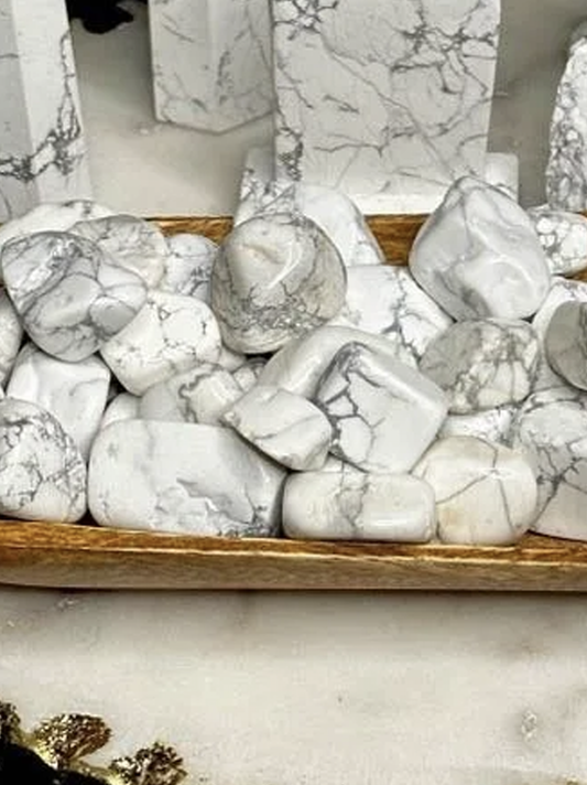 Howlite Tumbles