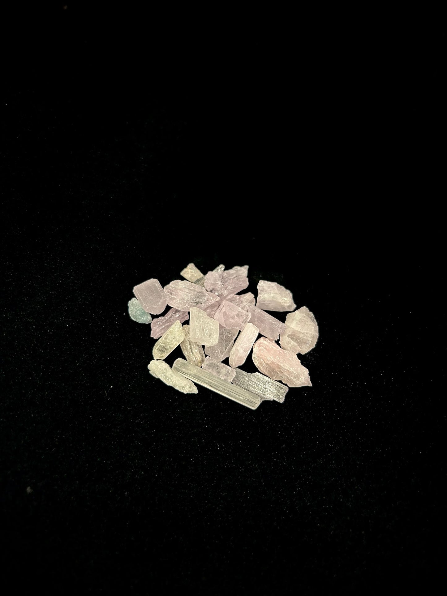 Kunzite Chips