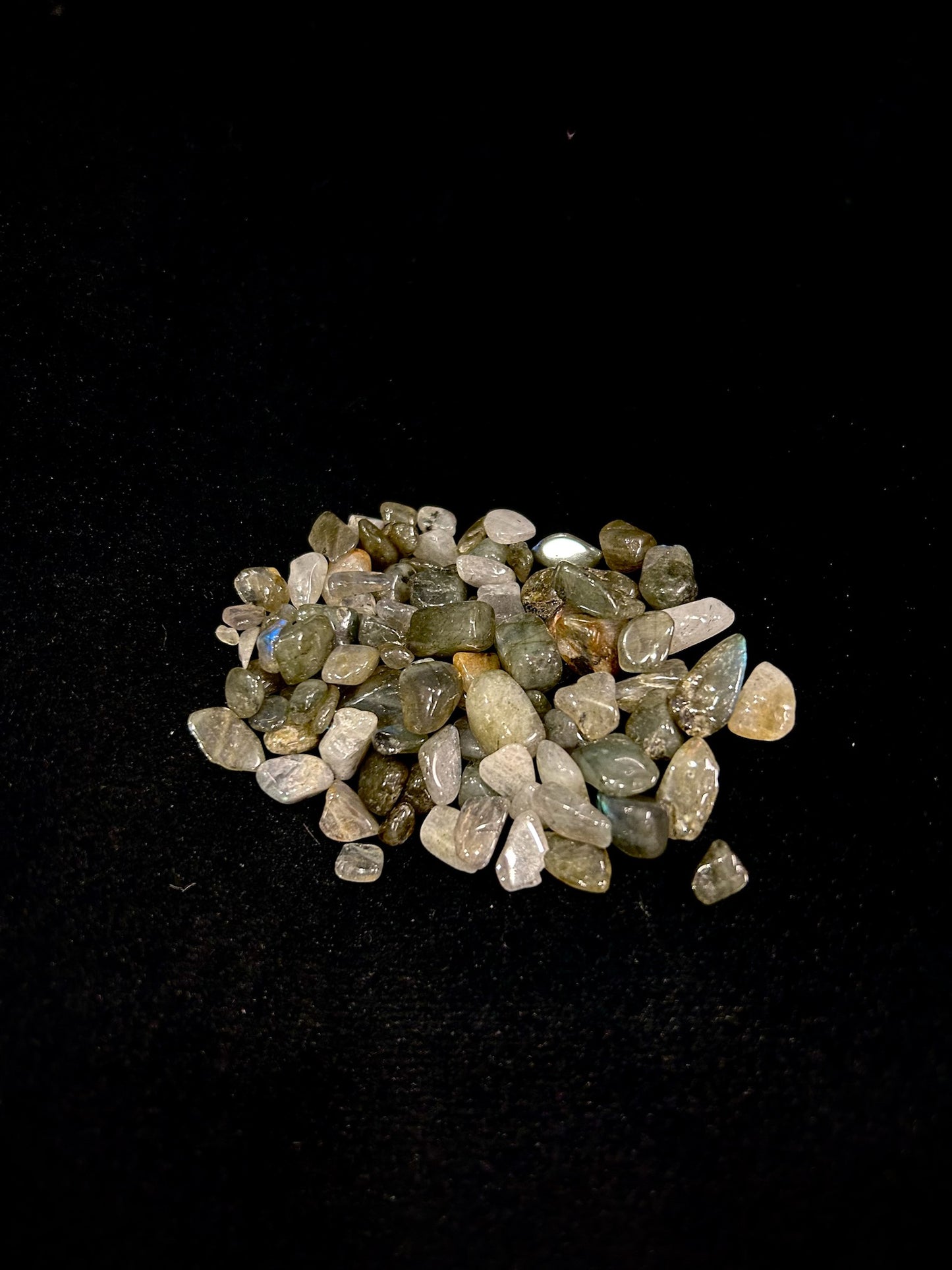 Labradorite Chips