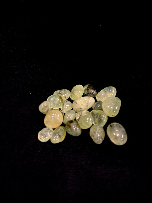 Prehnite Chips