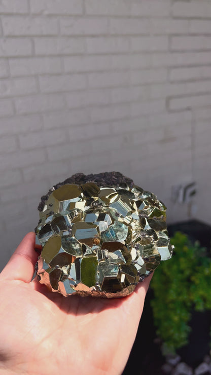 Pyritohedral Pyrite with Sphalerite